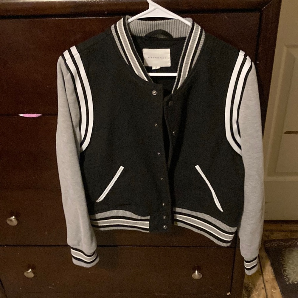 Boys XL Aeropostale varsity jacket heavyweight very warm in great shape.